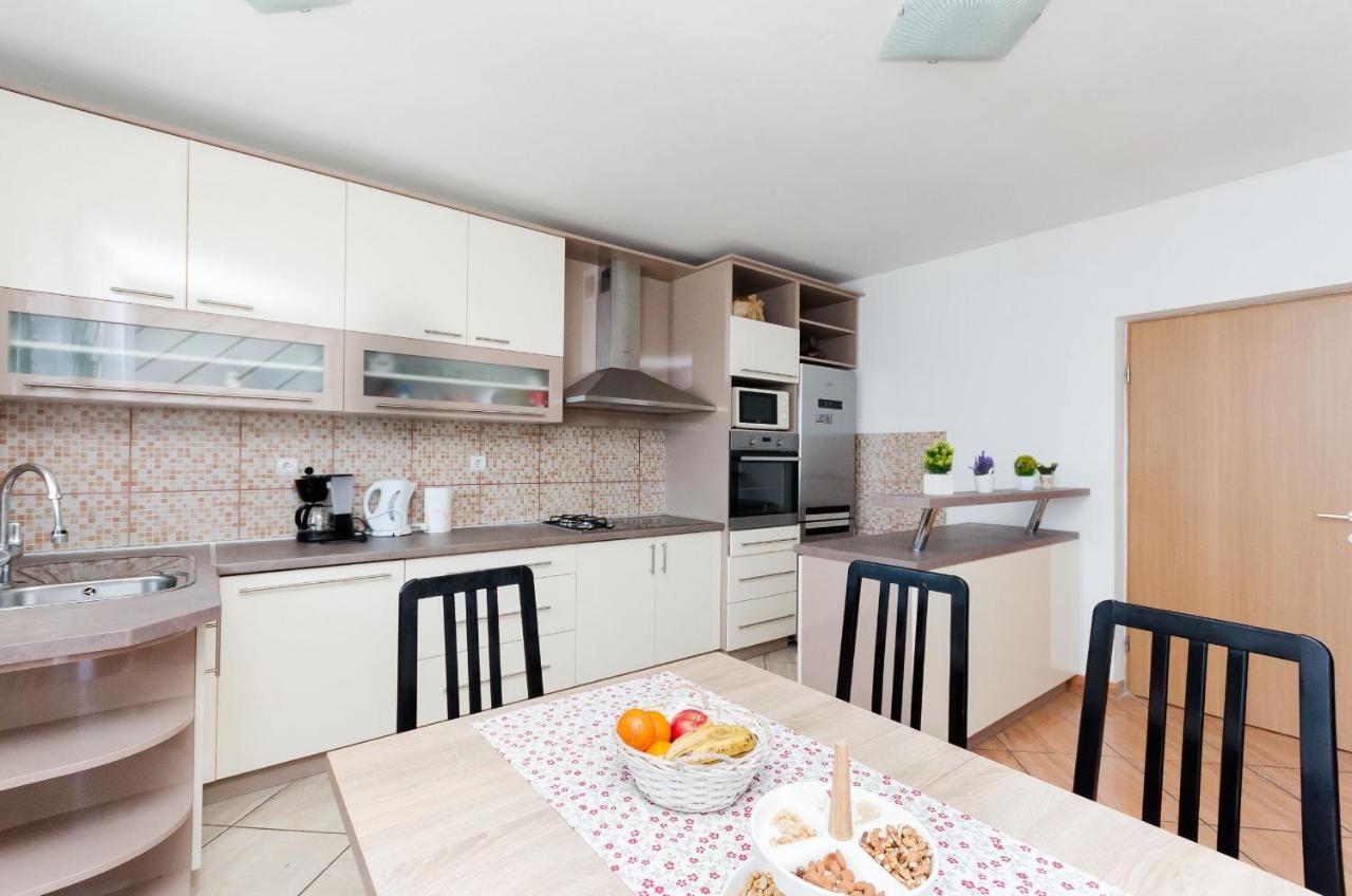 Apartments Albina Lopar Dış mekan fotoğraf