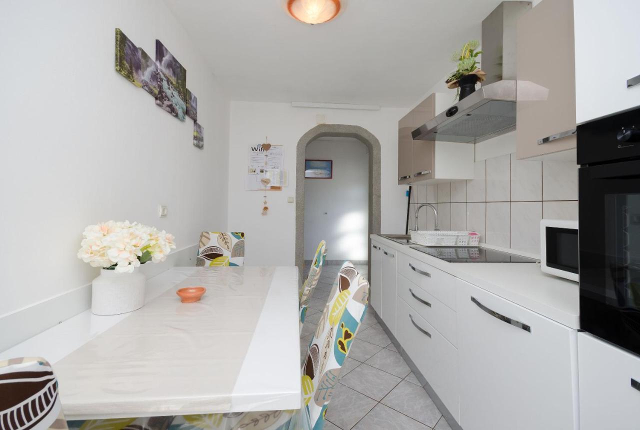 Apartments Albina Lopar Dış mekan fotoğraf