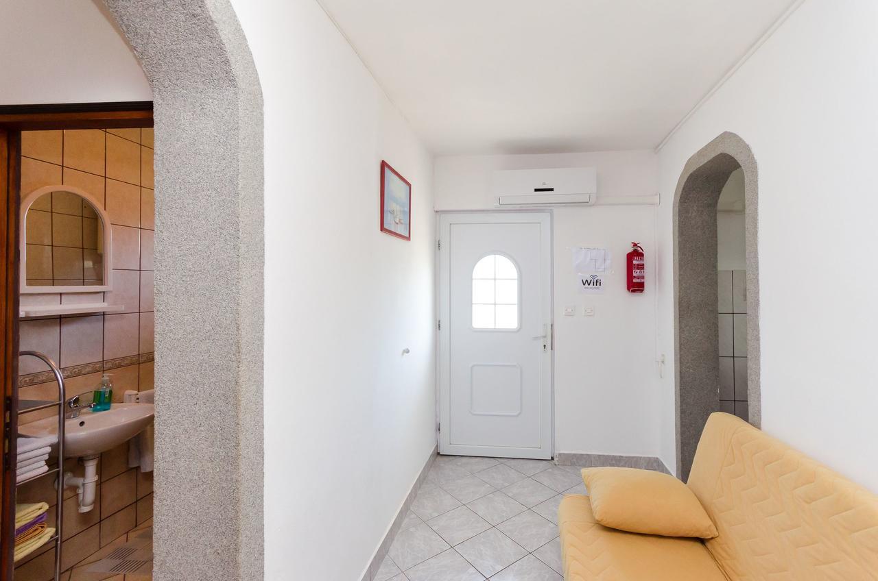 Apartments Albina Lopar Dış mekan fotoğraf